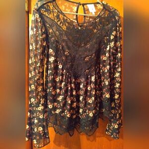 Gorgeous Self Esteem long sleeve top L